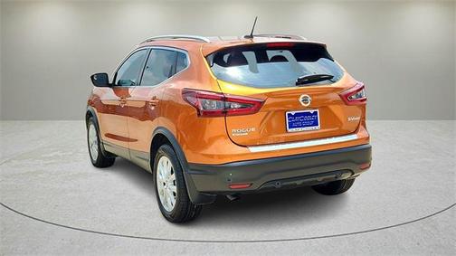 2022 Nissan Rogue Sport SV
