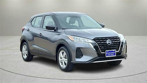 2025 Nissan Kicks S