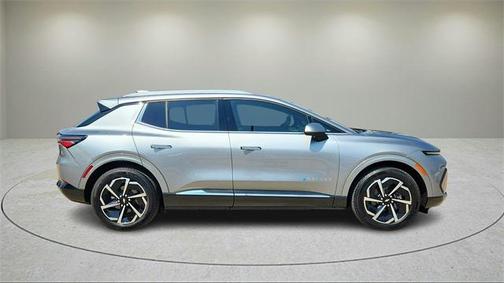 2024 Chevrolet Equinox EV 2LT
