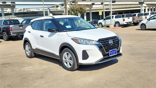 2025 Nissan Kicks S