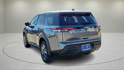 2025 Nissan Pathfinder S FWD