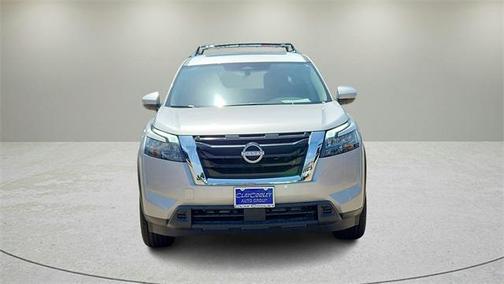 2025 Nissan Pathfinder SV FWD