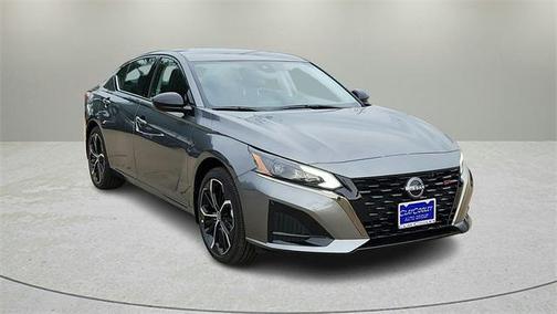 2025 Nissan Altima SR FWD