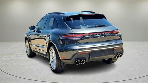 2022 Porsche Macan Base