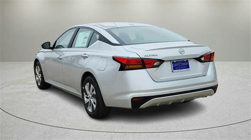 2025 Nissan Altima S FWD