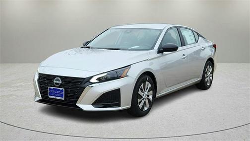 2025 Nissan Altima S FWD