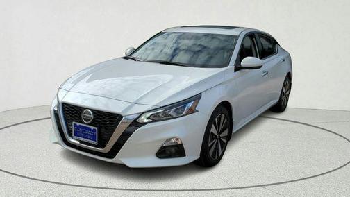 2022 Nissan Altima 2.5 SL