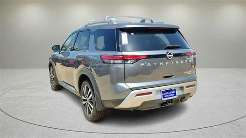 2025 Nissan Pathfinder Platinum 4WD