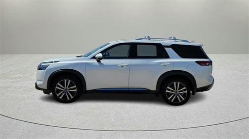 2025 Nissan Pathfinder Platinum FWD