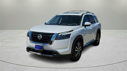 2025 Nissan Pathfinder Platinum FWD