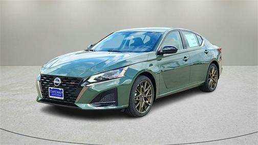 2025 Nissan Altima SR FWD