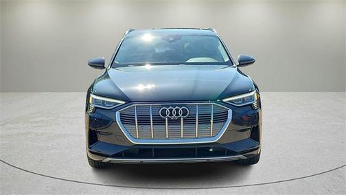2021 Audi e-tron Premium Plus