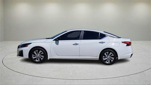 2024 Nissan Altima S FWD
