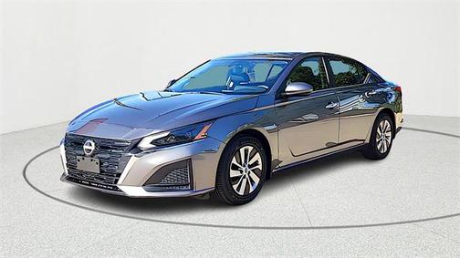 2023 Nissan Altima S FWD