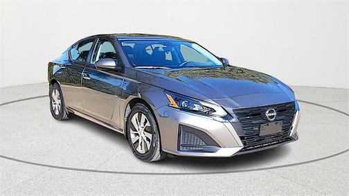 2023 Nissan Altima S FWD