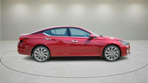 2025 Nissan Altima 2.5 SL