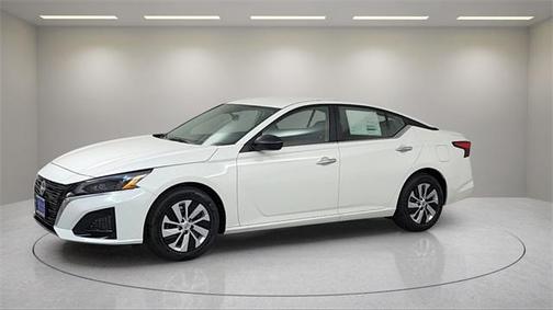 2025 Nissan Altima S FWD