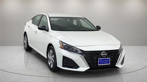 2025 Nissan Altima S FWD