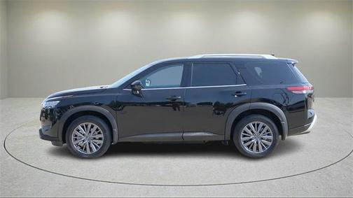 2024 Nissan Pathfinder SL FWD