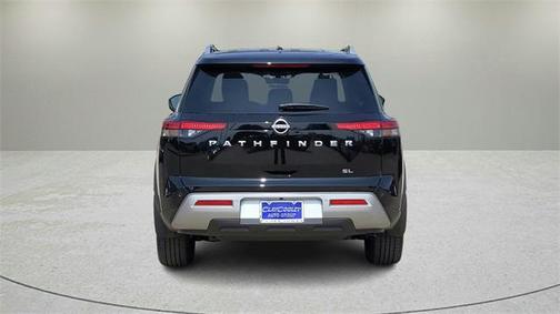 2024 Nissan Pathfinder SL FWD
