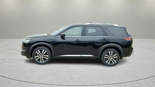 2025 Nissan Pathfinder Platinum 4WD