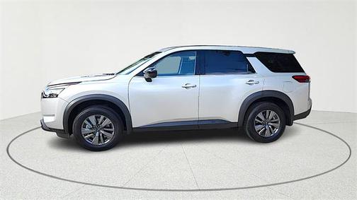2025 Nissan Pathfinder S FWD