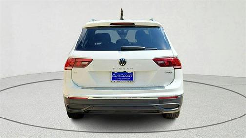 2024 Volkswagen Tiguan 2.0T SE 4MOTION
