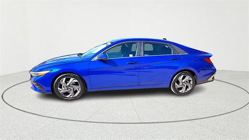 2025 Hyundai ELANTRA SEL