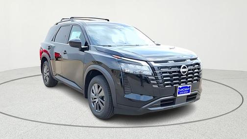 Super Black 2026 Nissan Pathfinder SV