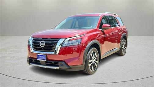 2025 Nissan Pathfinder Platinum FWD