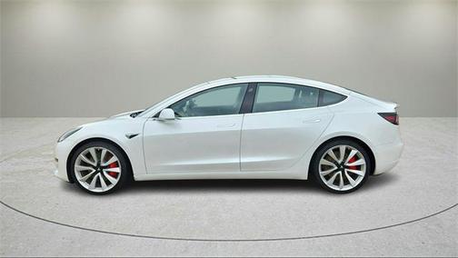 2019 Tesla Model 3 Long Range