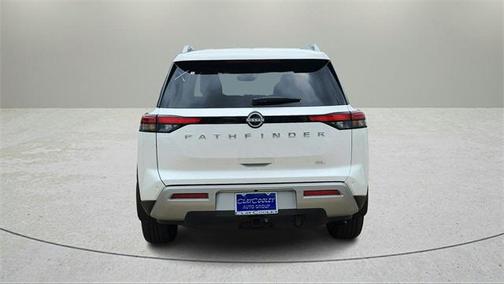 2025 Nissan Pathfinder SL FWD
