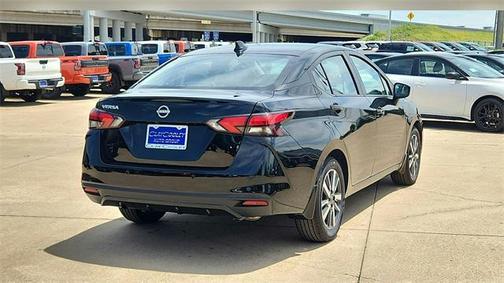 2025 Nissan Versa 1.6 SV