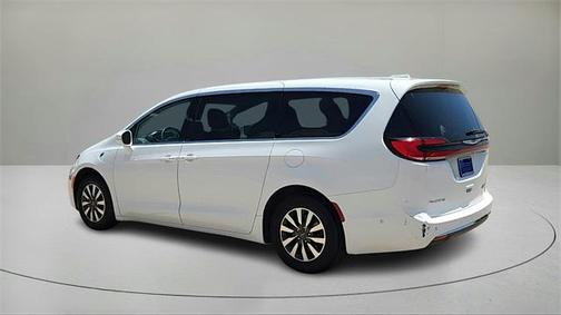 2022 Chrysler Pacifica Hybrid Touring L