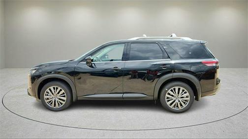 2025 Nissan Pathfinder SL FWD