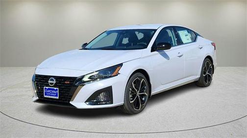 2025 Nissan Altima SR FWD