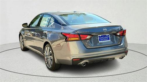 2025 Nissan Altima 2.5 SL