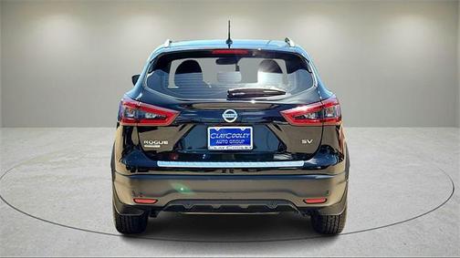2022 Nissan Rogue Sport SV