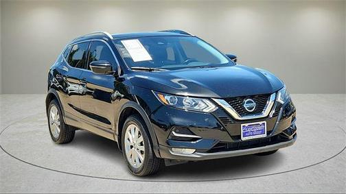 2022 Nissan Rogue Sport SV