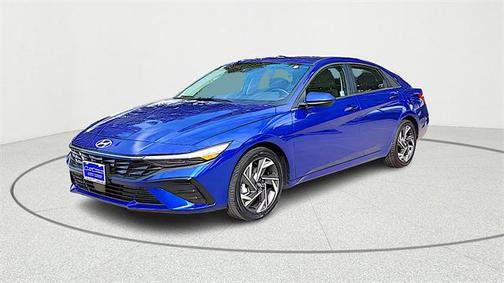 2025 Hyundai ELANTRA SEL