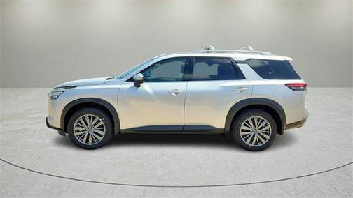 2025 Nissan Pathfinder SL FWD