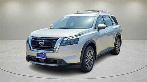 2025 Nissan Pathfinder SL FWD