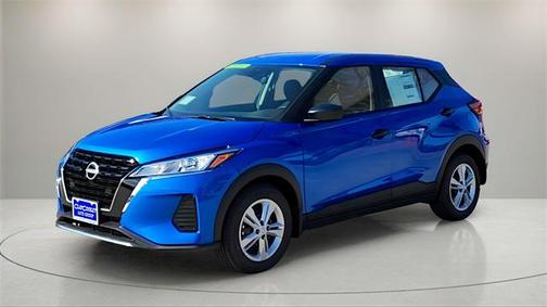 2025 Nissan Kicks S