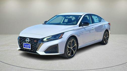 Gray Sky Pearl 2025 Nissan Altima SR FWD