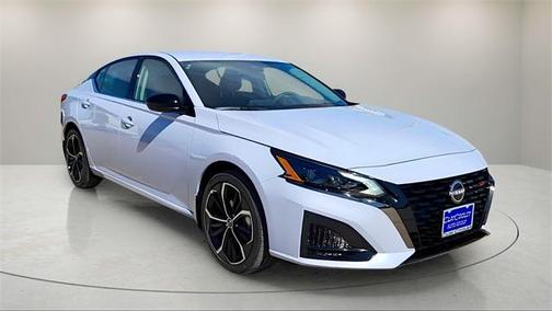 2025 Nissan Altima SR FWD
