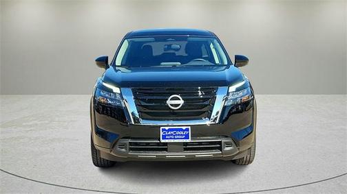 2025 Nissan Pathfinder S FWD