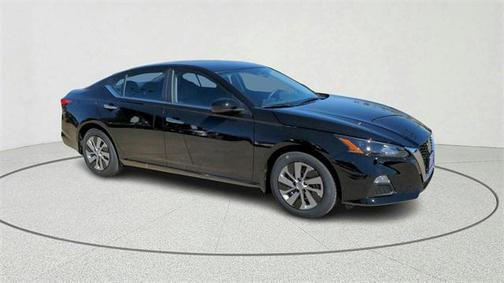 2022 Nissan Altima S FWD