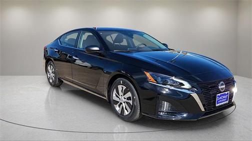 2025 Nissan Altima S FWD