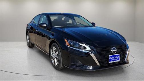2025 Nissan Altima S FWD