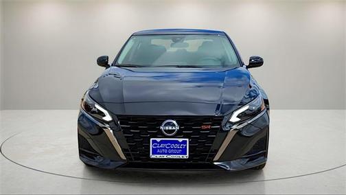 2025 Nissan Altima SR FWD